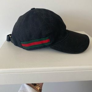 Gucci Canvas Baseball Hat